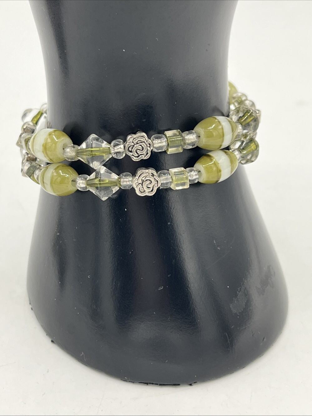 Double Strand Green Peridot Glass Cube Bead Bracelet Silver Filigree Box Clasp